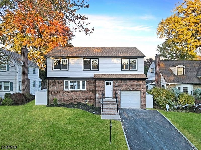 Home built by Michael Martinetti Group at 401 HUGUENOT AVE