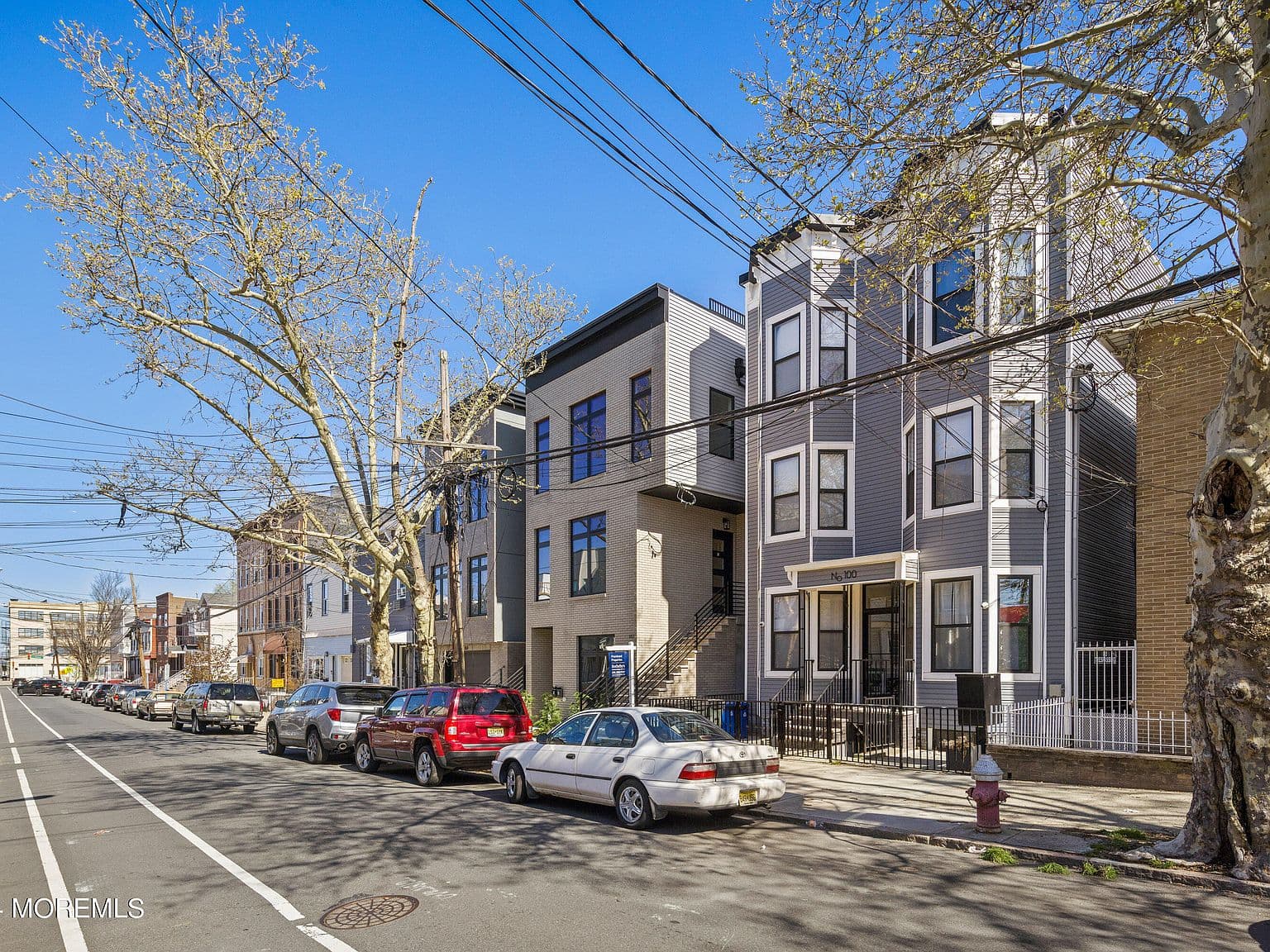 Home built by Silverman Building at 100 LINCOLN ST