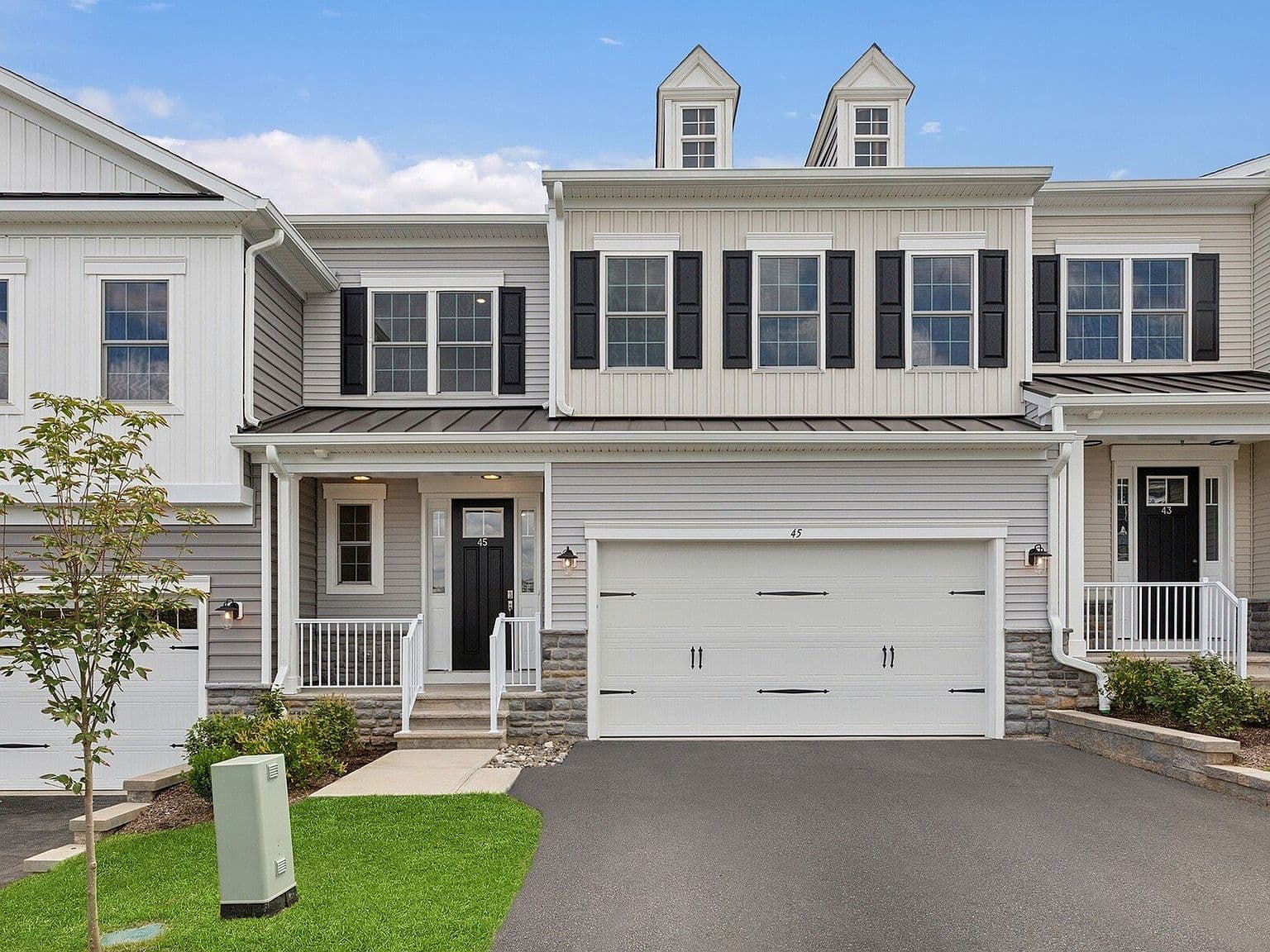 Home built by K. Hovnanian Homes at 45 HILLANDALE DR