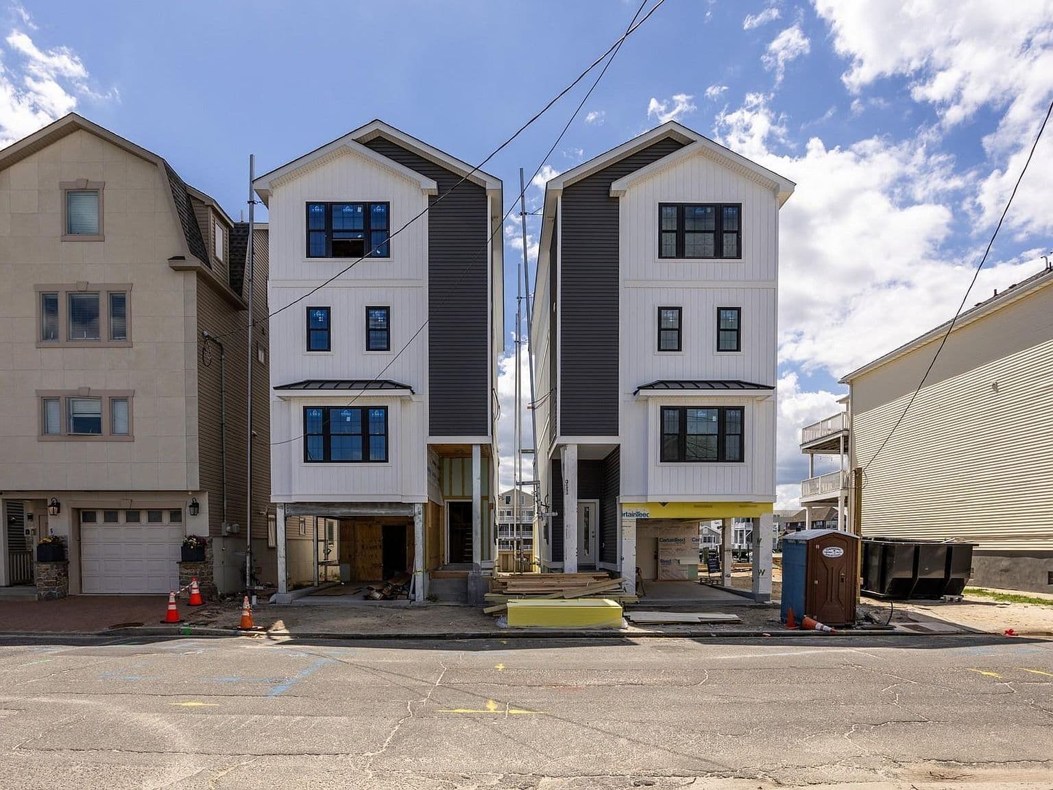 Home under construction by Zoubek Properties at 558 N CONNECTICUT AVE