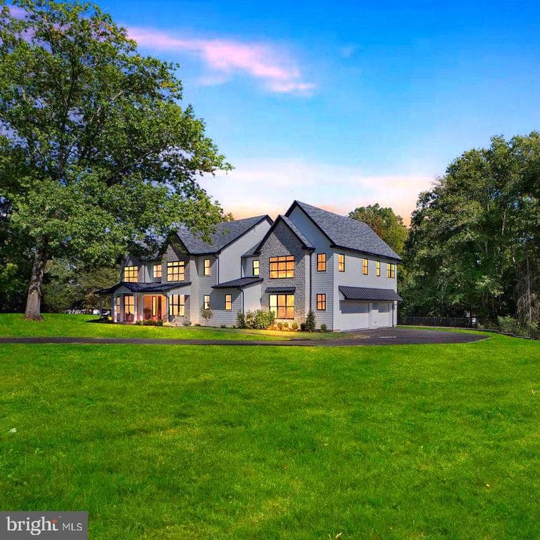 Home built by R.M. Associates of NJ at 109 ROLLINGMEAD ST