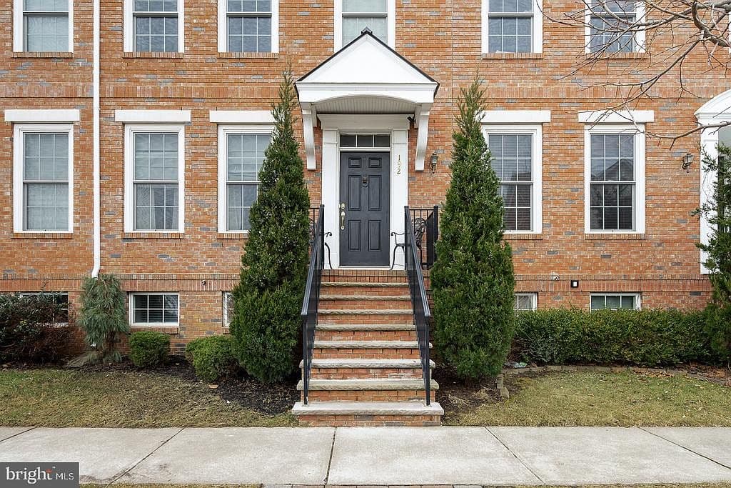 Home built by Sharbell at 1 UNION ST