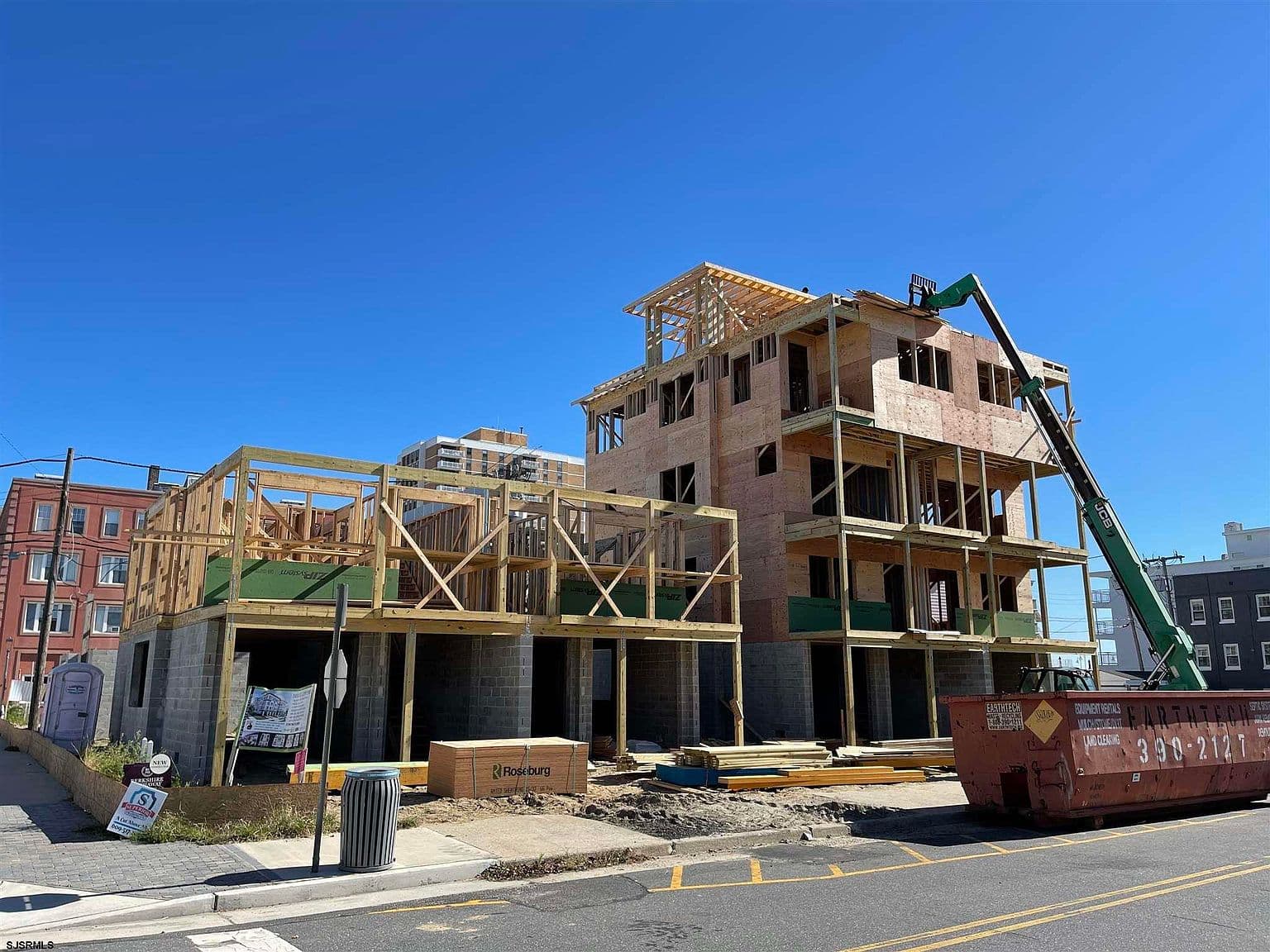 Home built by Shoreline Luxury Builders at 101 S SURREY AVE