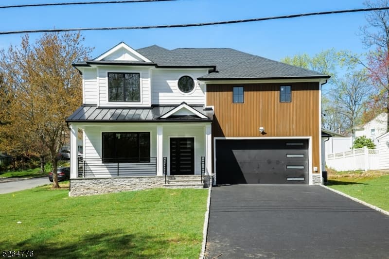 Home built by SM Builders at 41 ASHWOOD DR