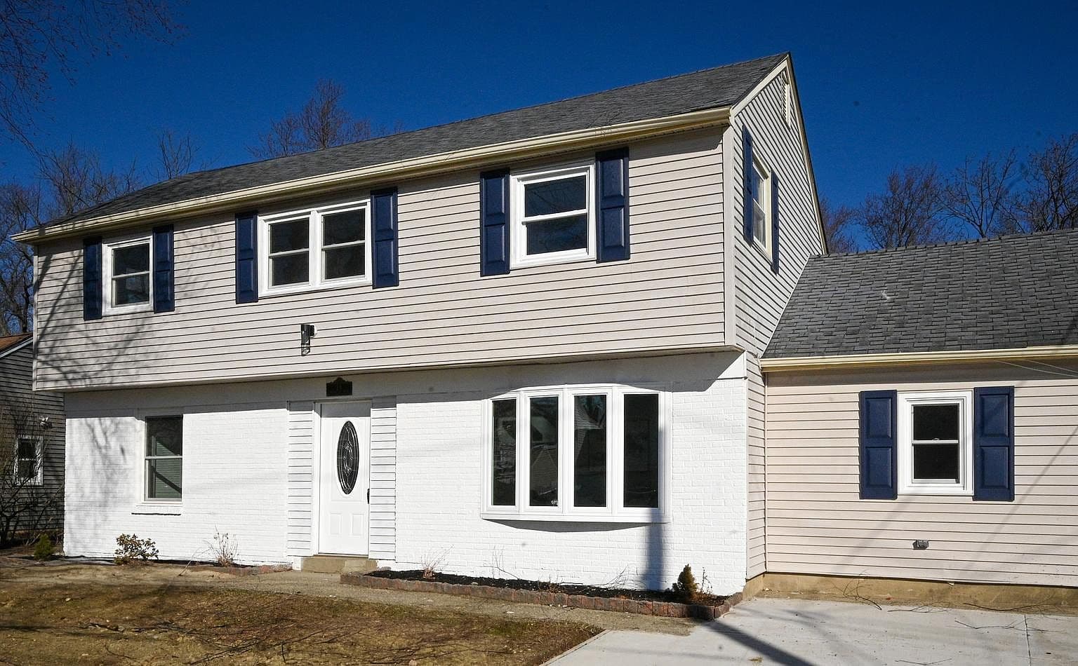 Home built by ACI Custom Homes at 28 BRIARCLIFF RD