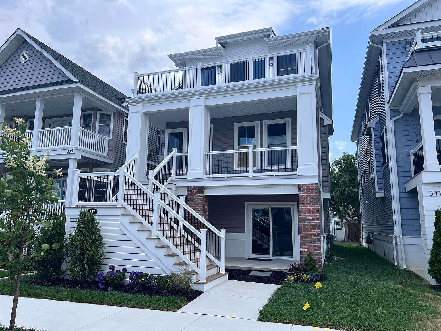 Home built by Diamante Homes at 337 WEST AVE