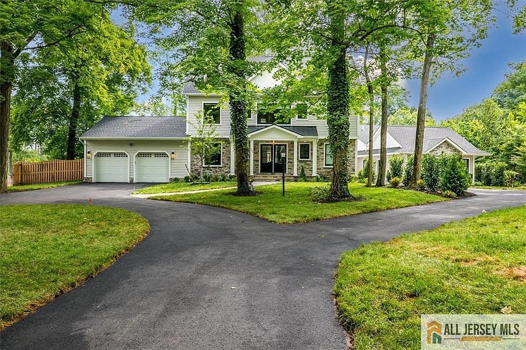 Home built by Fox & Foxx Development at 569 RIVERSIDE DR