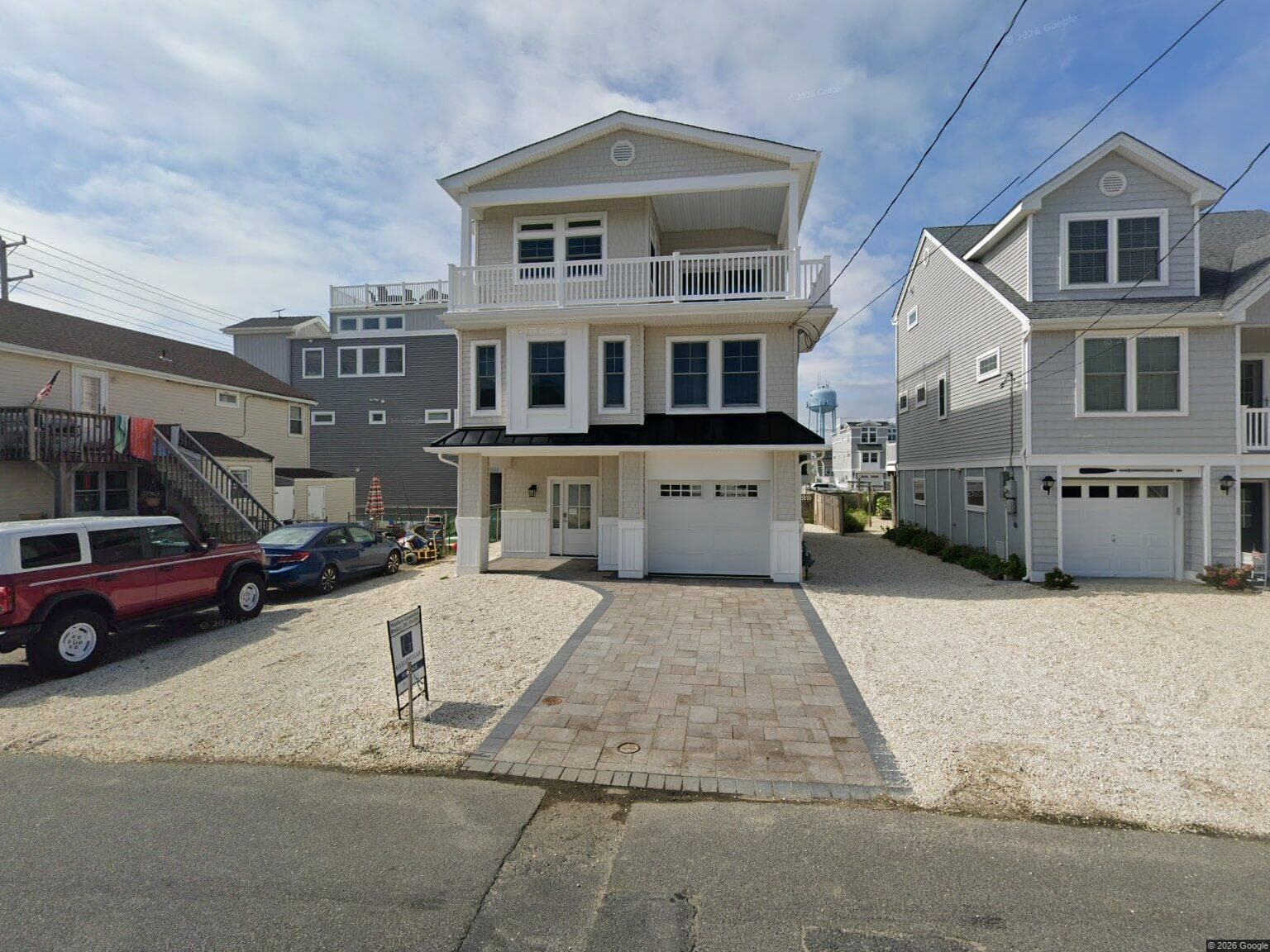 Home built by Garabedian Realty Group at 4 W SUMNER AVE