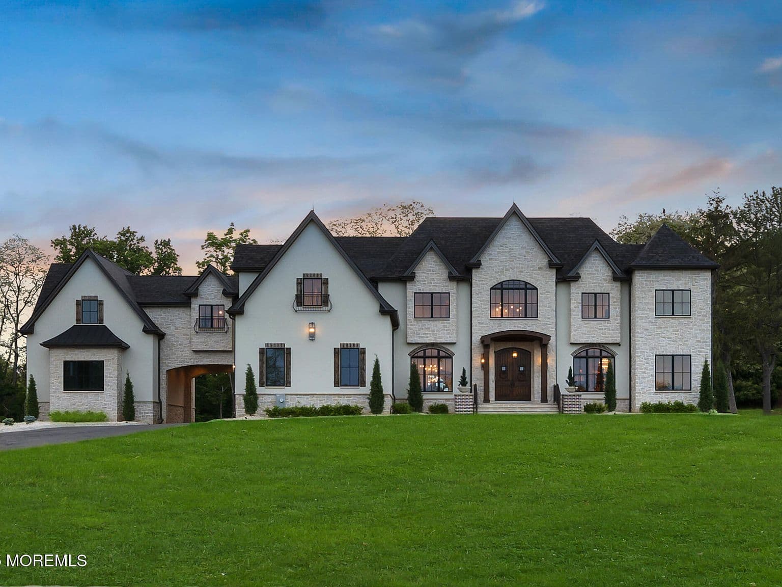 Home built by John Kling Custom Homes at 1 PREAKNESS WAY