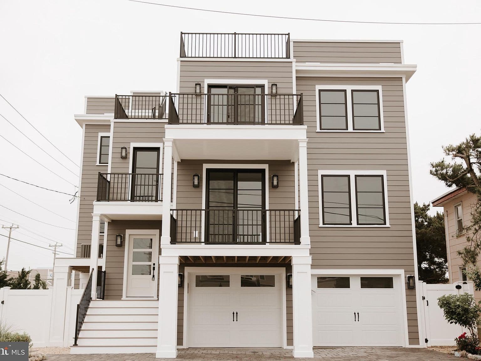 Home built by Kelly Builders & Developers at 49 N 1ST ST