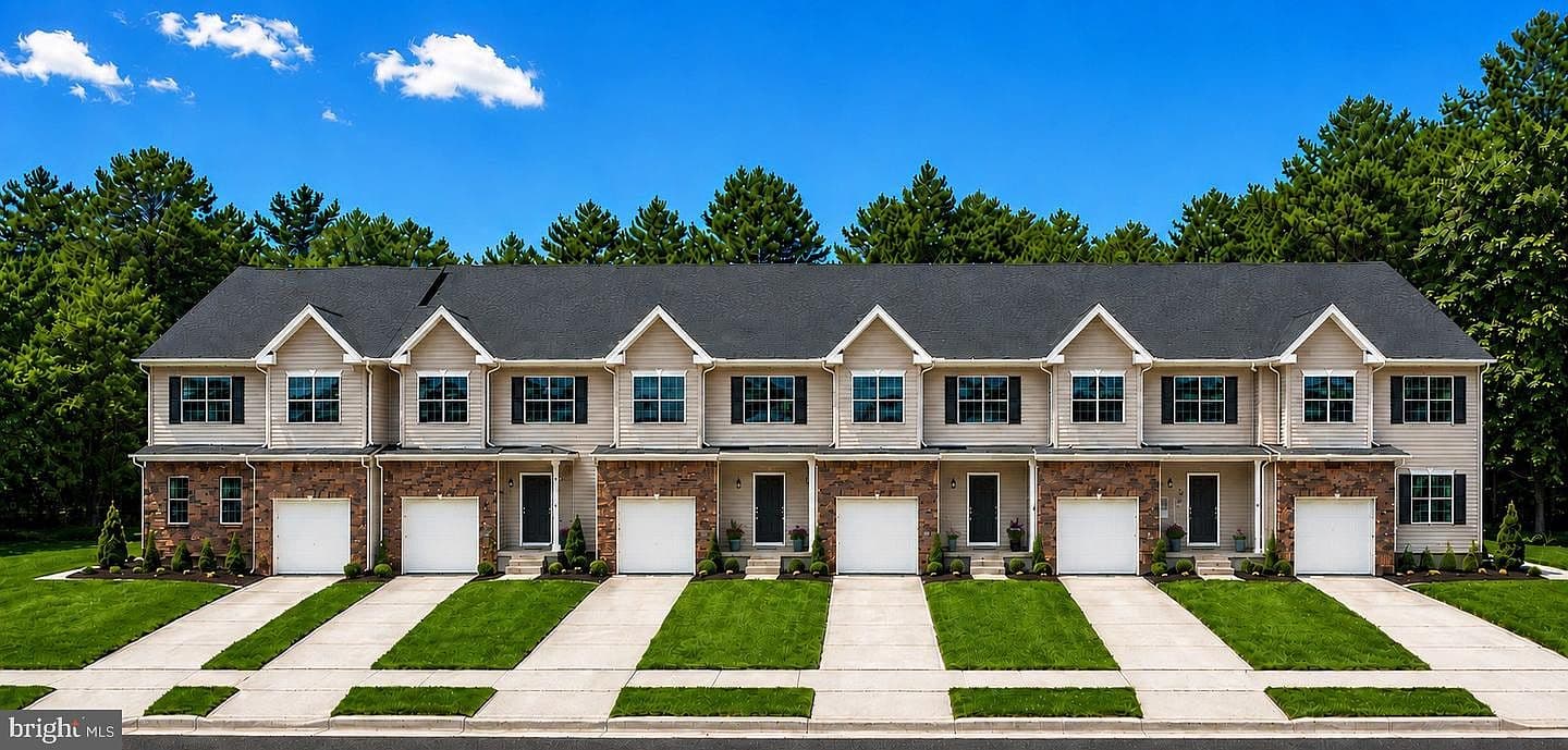 Home built by Hovbros at 364 HIDDEN DR