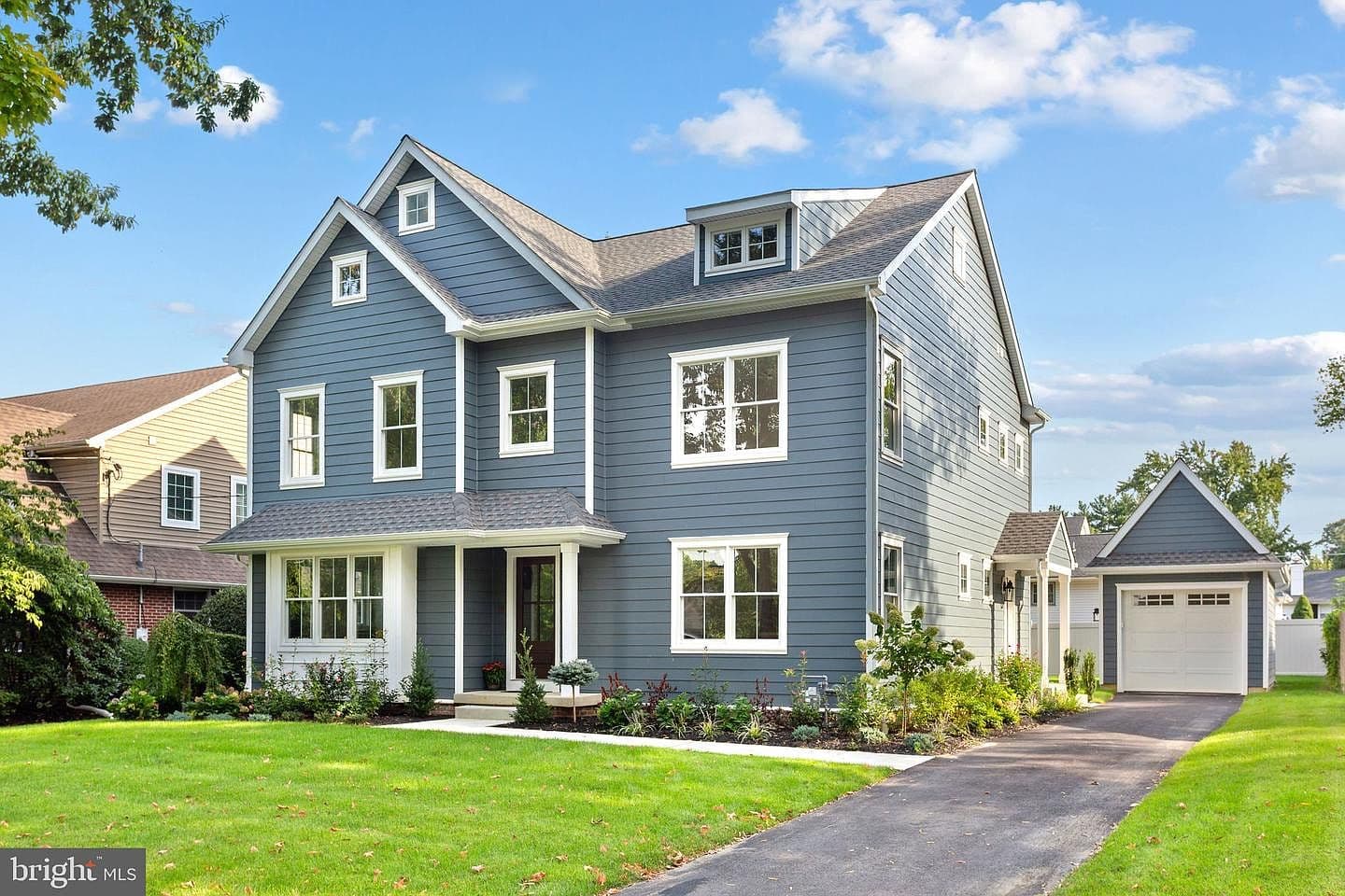 Home built by J.A. Gavranich & Sons at 406 LONGWOOD DR