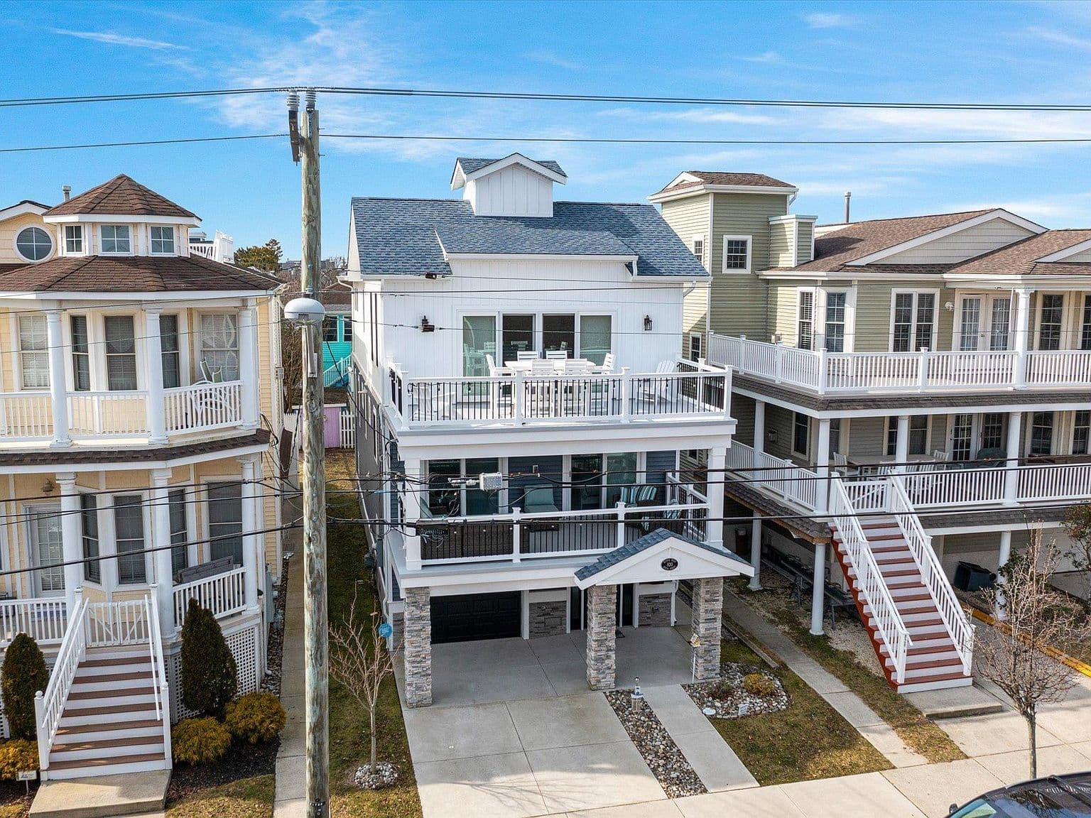 Home built by Scafisi at 830 E 6TH ST