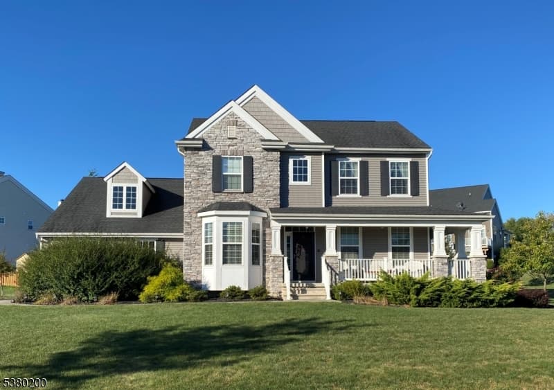 Home built by Segal & Morel Luxury Homes