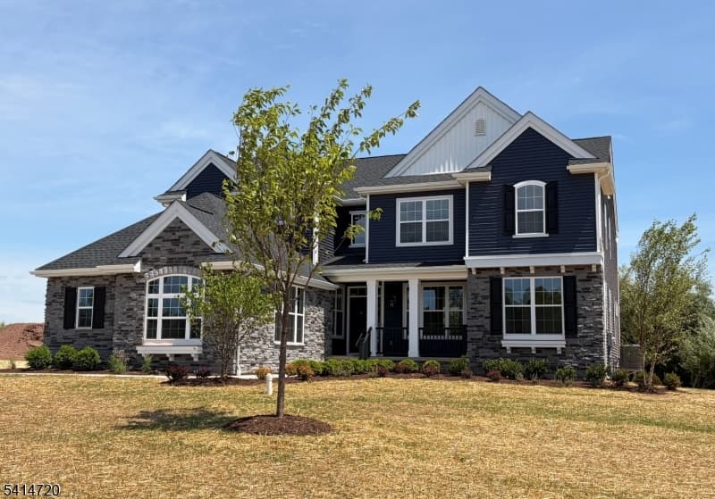 Home built by Segal & Morel Luxury Homes at 5 PAETZELL FARM RD