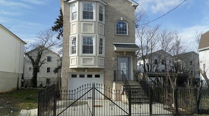 Home built by Silverman Building