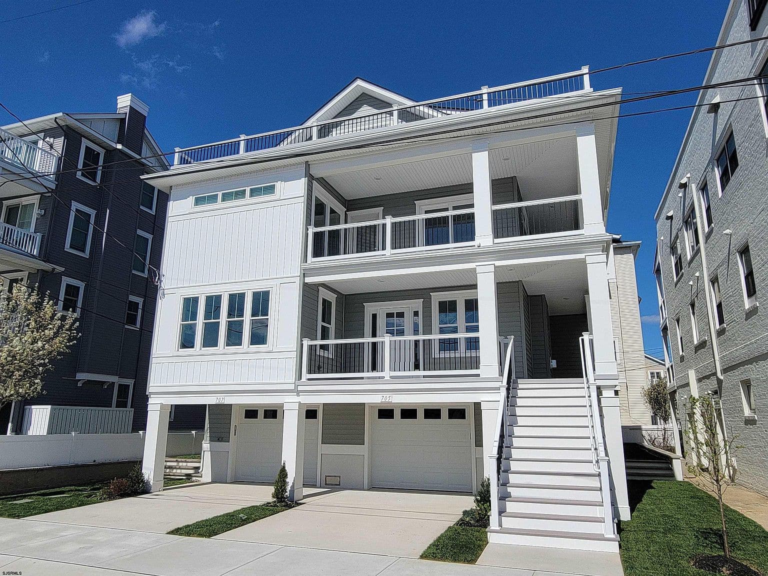Home built by Surfside Construction