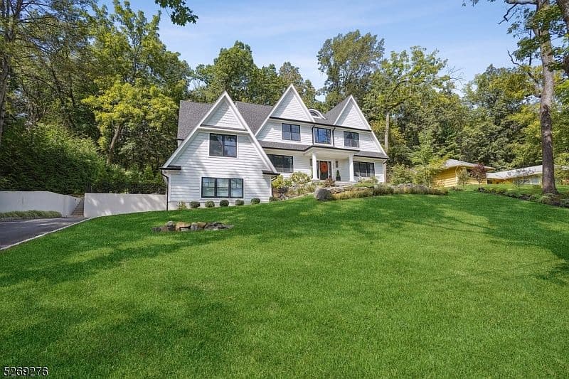 Home built by SZ Classic Homes