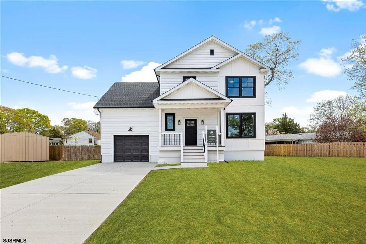 Home built by Vida Homes at 607 LAKE AVE