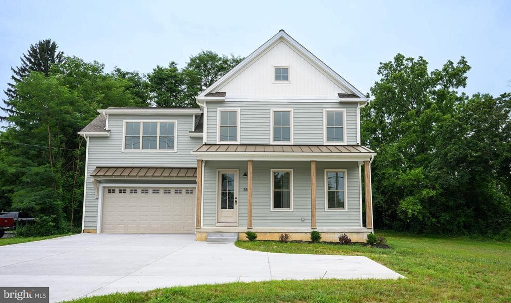 Home built by ALE Investments at 35 W COHAWKIN RD