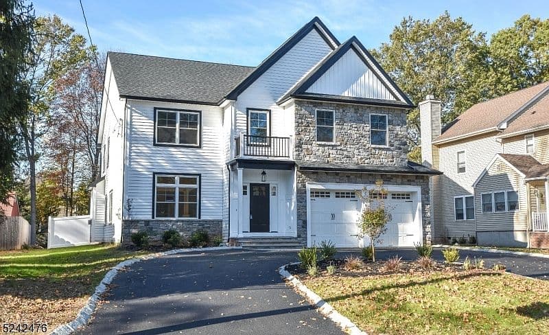 Home built by Cardamone Brothers Custom Homes at 905 RARITAN RD