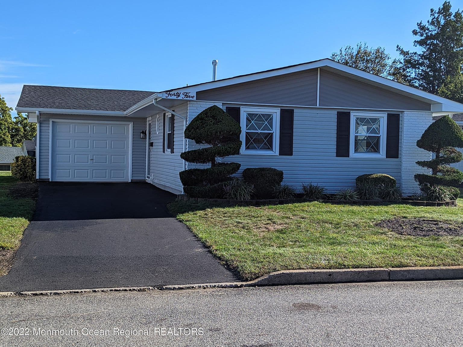 Home built by Del Corp Enterprises at 45 COLLINS CT