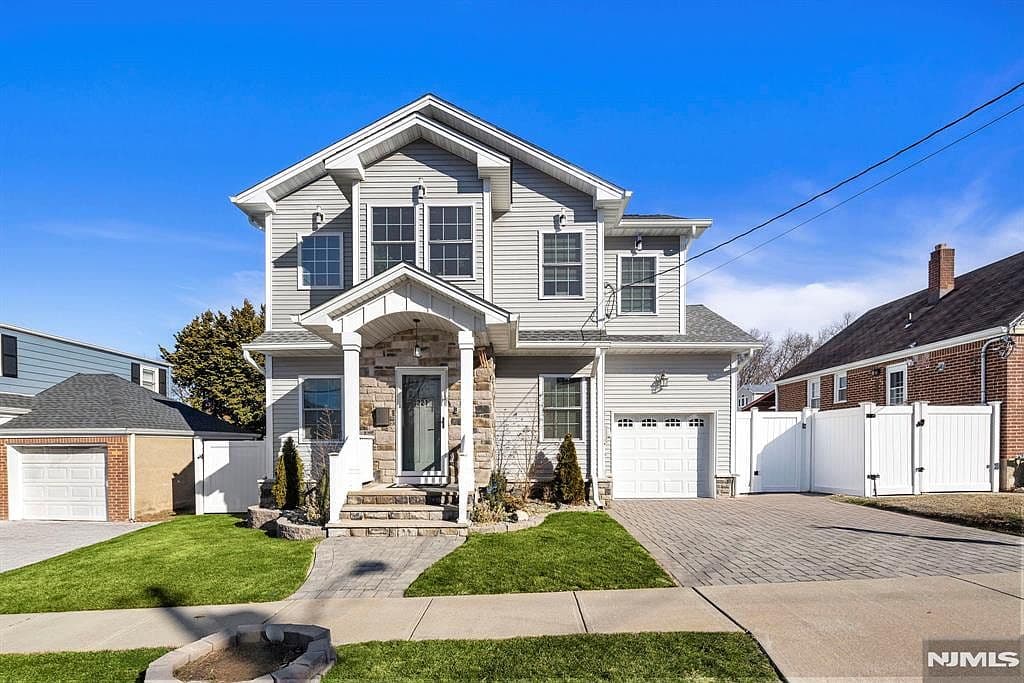 Home built by DM Developers at 221 COOLIDGE AVE