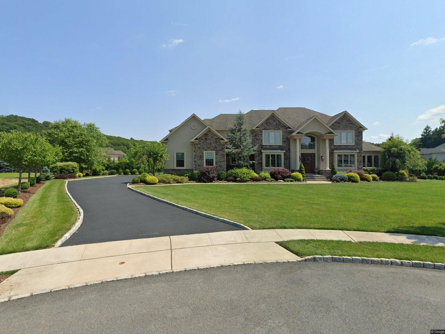 Home built by Maramark Builders at 13 HARVEST WAY