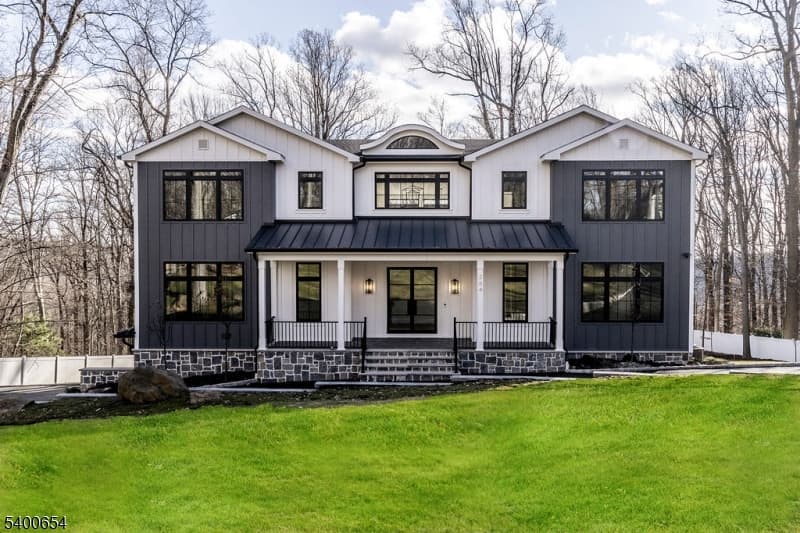 Home built by NNG Capital Fund at 264 RIDGE RD