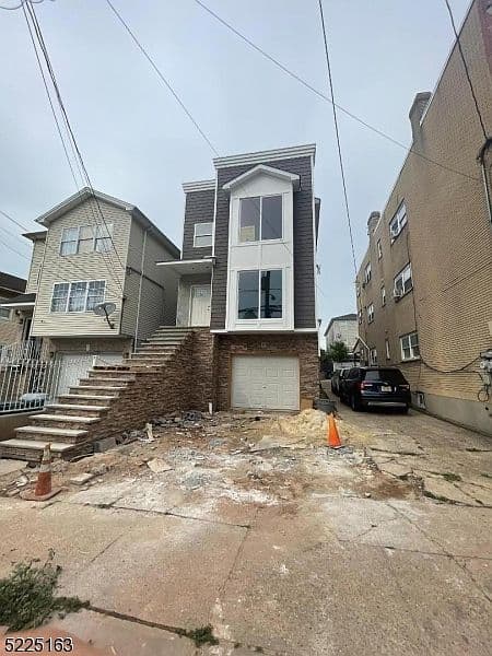 Home built by O V Builders at 531 LIVINGSTON ST
