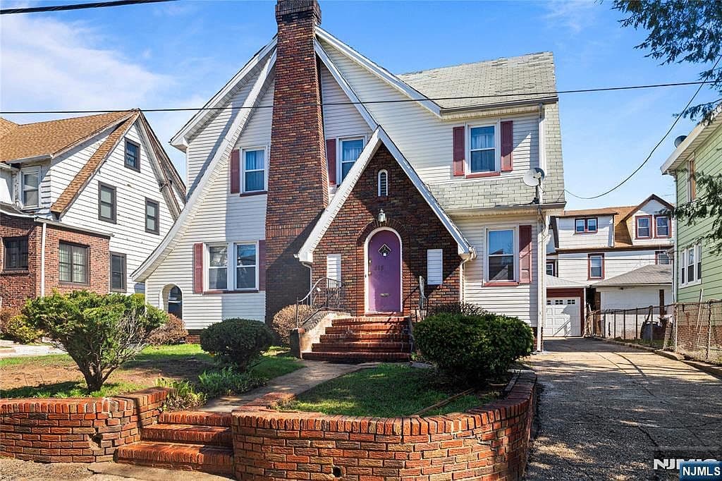 Home built by Prawdzik Properties