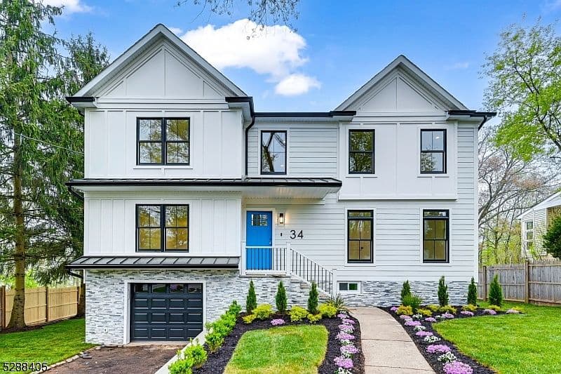 Home built by Sama Builders at 34 OAK CREST RD