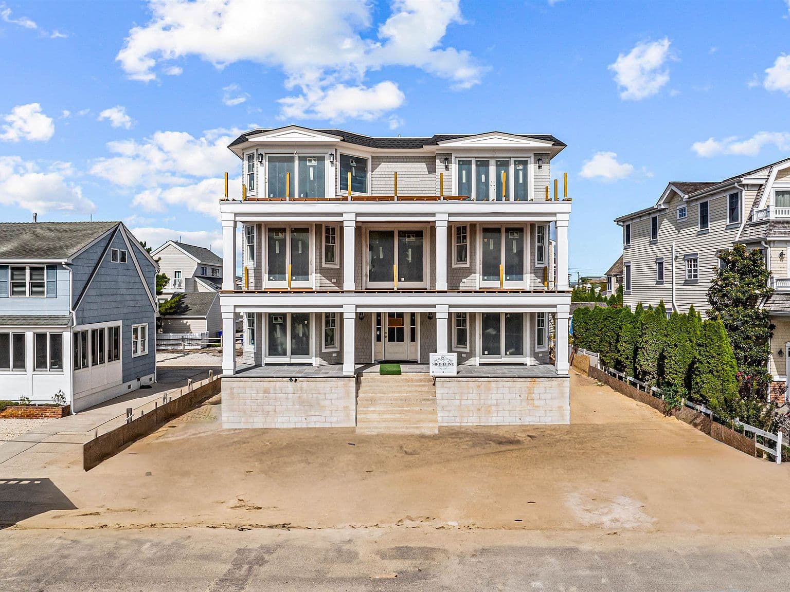 Home built by Shoreline Luxury Builders