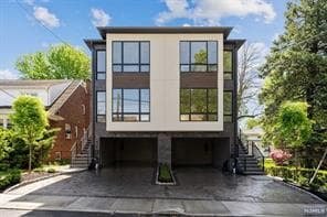 Home built by Alliotts Construction