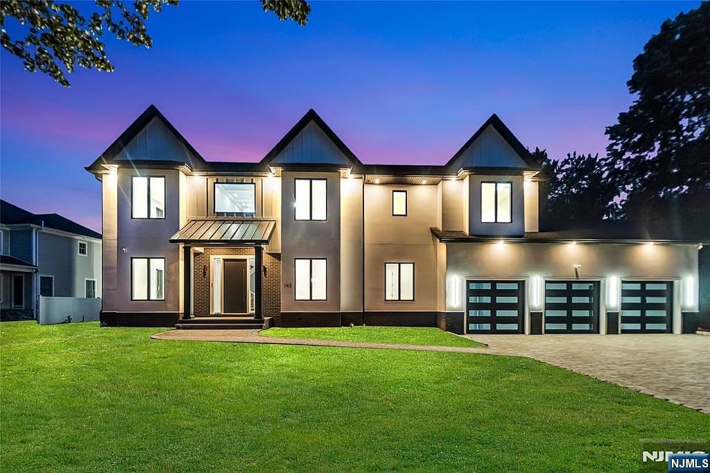 Home built by Lumaj Homes at 143 FERNWOOD DR