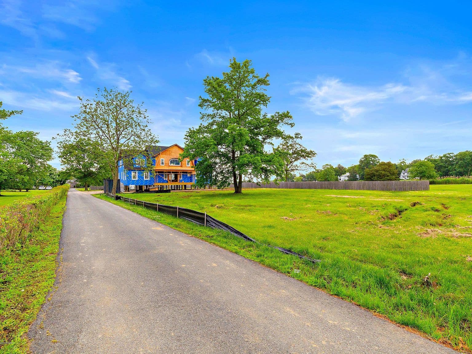 Home built by Martelli Signature Homes at 208 SEVEN BRIDGES RD