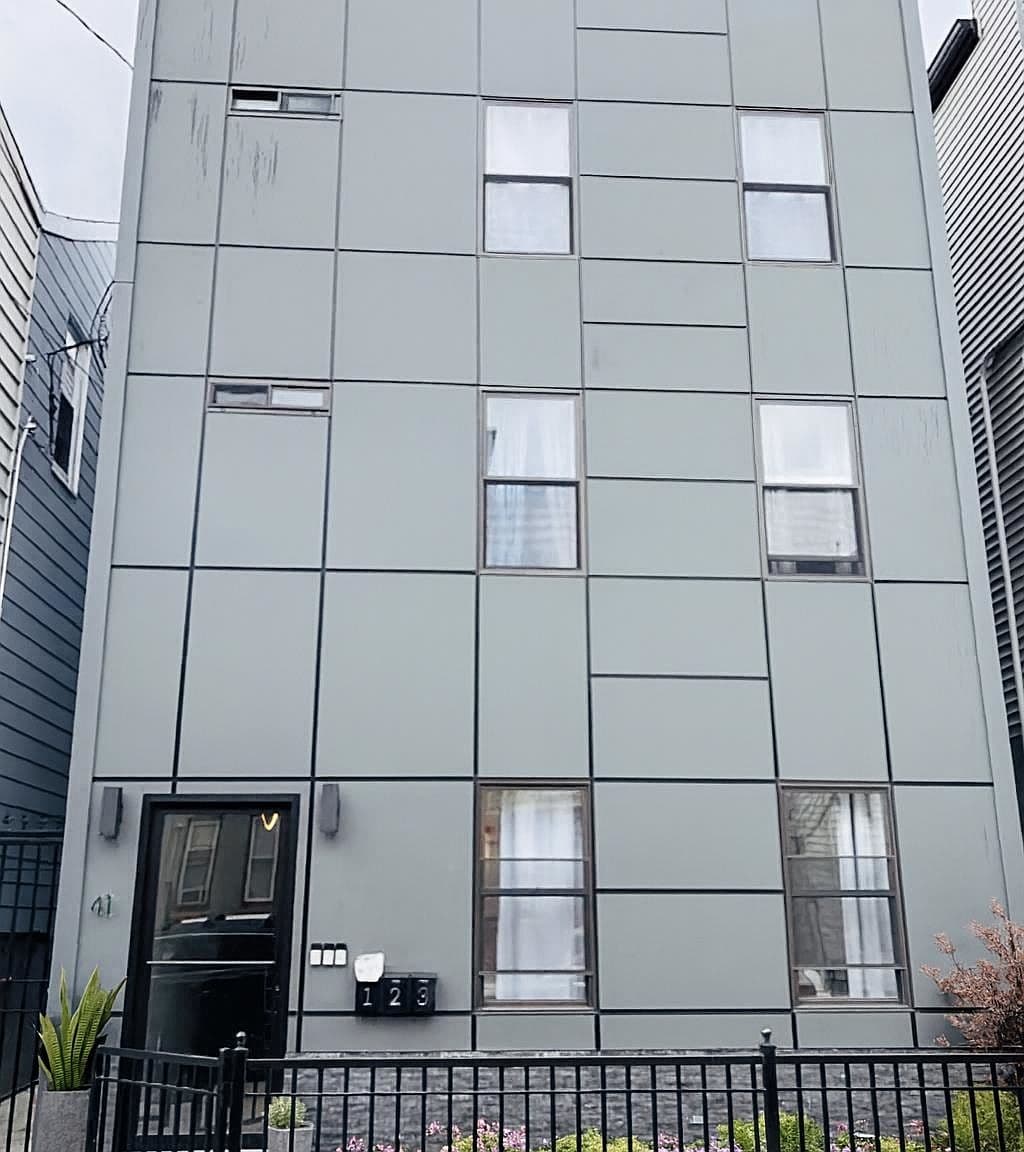 Home built by Onyx General Contractors at 41 BEACON AVE