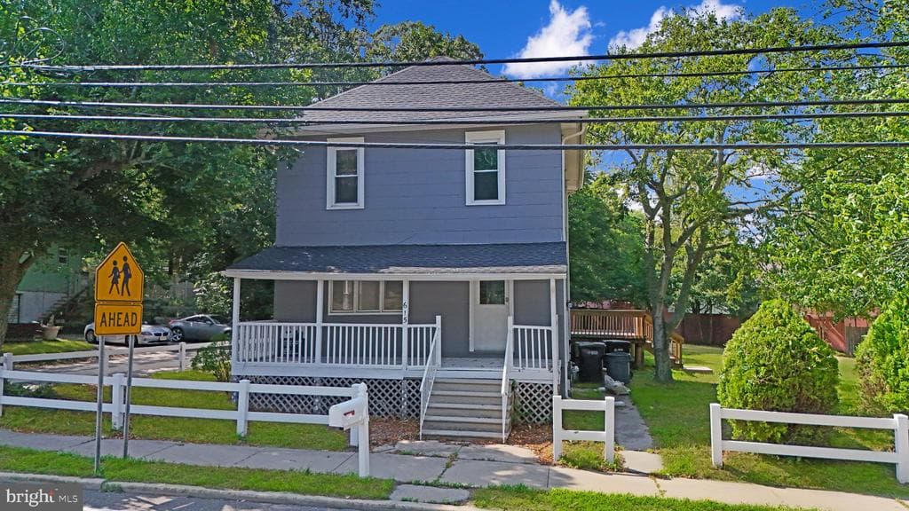 Home built by Solo Property at 615 N SHORE RD