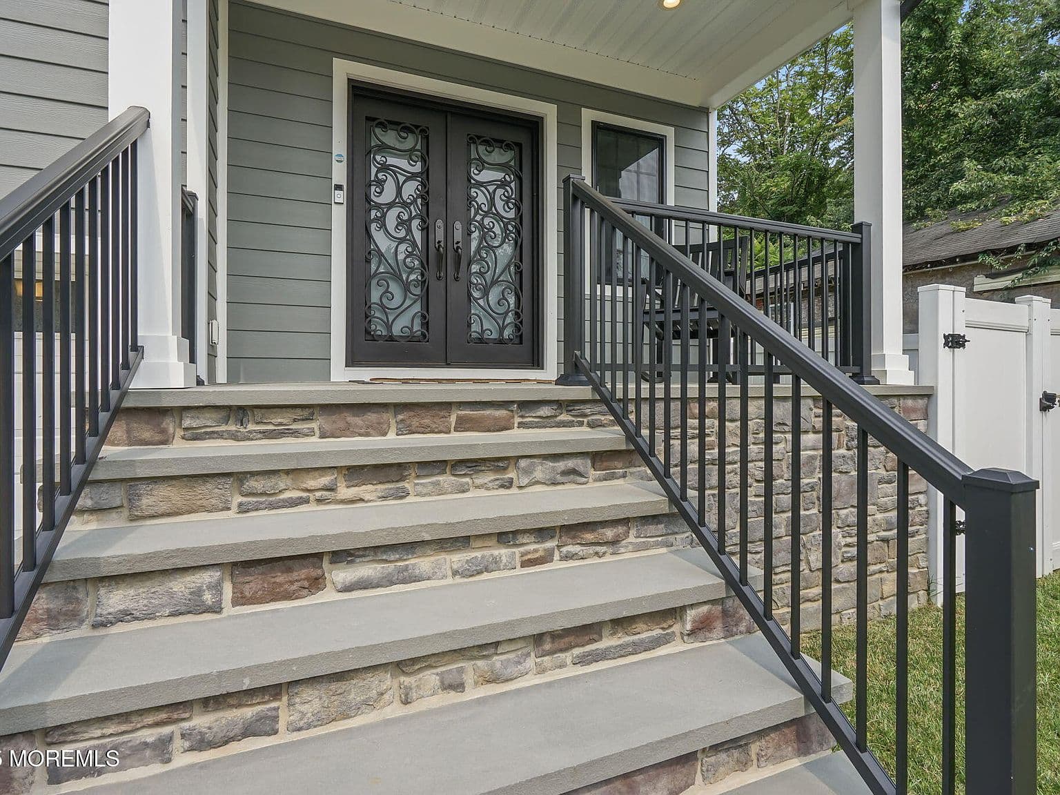 Home built by Avet Brothers at 13 THOMAS LN