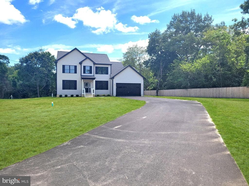 Home built by Centrix Homes at 103 HEATHERWOOD DR