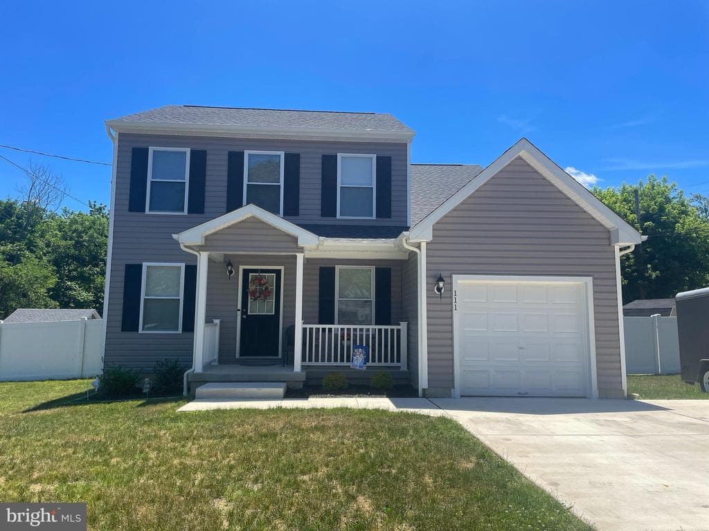 Home built by Centrix Homes at 111 RENA ST